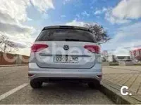 Usado VW Touran Advance 150 CV (110 kW) 2021 Gris / plata Monovolumen
