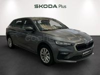 Usado Skoda Scala Selection 115 CV (84 kW) 2025 Gris Utilitario