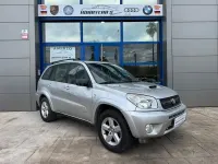 Usado Toyota RAV4 Executive 116 CV (85 kW) 2005 Gris / plata SUV