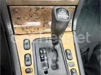 Usado Mercedes E320 Avantgarde 197 CV (144 kW) 1999 Gris / plata Berlina