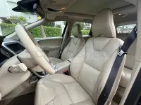 Käytetty Volvo XC60 Summum 175 HP (128 kW) 2010 Musta Katumaasturi