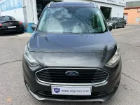 Usado Ford Grand Tourneo Connect Titanium 120 CV (88 kW) 2018 Gris / plata Monovolumen