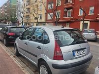 Usado Citroën C3 61 CV (44 kW) 2003 Gris / plata Berlina