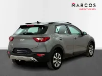 Usado Kia Stonic 100 CV (73 kW) 2024 SUV