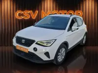 Usado Seat Arona Style 115 CV (84 kW) 2023 Blanco SUV
