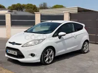 Usado Ford Fiesta Sport 90 CV (66 kW) 2009 Blanco Utilitario