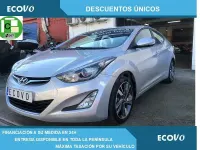 Usado Hyundai Elantra 132 CV (97 kW) 2014 Gris / plata Berlina