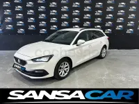 Usado Seat Leon Style 150 CV (110 kW) 2021 Blanco Familiar