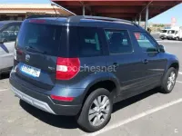 Usado Skoda Yeti Elegance 105 CV (77 kW) 2015 Gris / plata SUV