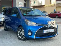 Usado Toyota Yaris Advance 99 CV (72 kW) 2015 Azul Utilitario