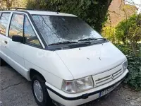 Usado Renault Espace 88 CV (64 kW) 1990 Blanco Monovolumen
