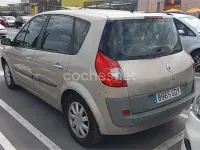 Usado Renault Scénic II Privilege 150 CV (110 kW) 2008 Beige Monovolumen