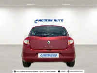 Usado Renault Clio II Expression 75 CV (55 kW) 2011 Granate Berlina