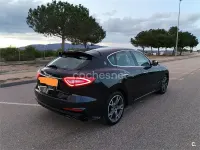 Usado Maserati Levante 275 CV (202 kW) 2021 Negro SUV