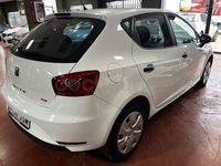 Usado Seat Ibiza Reference 90 CV (66 kW) 2016 Blanco Berlina