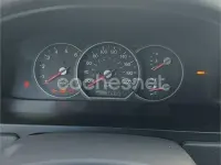 Usado Kia Carnival EX 144 CV (105 kW) 2003 Verde Monovolumen