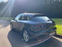 Usado Porsche Macan 245 CV (180 kW) 2020 Negro SUV