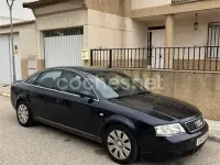 Usado Audi A6 165 CV (121 kW) 1998 Azul Familiar