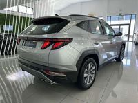 Usado Hyundai Tucson 136 CV (100 kW) 2023 Gris SUV