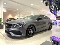Usado Mercedes CLA200 156 CV (114 kW) 2017 Gris Utilitario