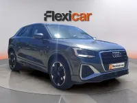 Usado Audi Q2 Premium 110 CV (80 kW) 2021 Gris SUV