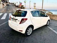 Usado Toyota Yaris Live 69 CV (50 kW) 2012 Blanco Utilitario