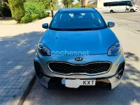 Usado Kia Sportage 132 CV (97 kW) 2019 Gris / plata SUV