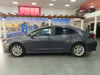 Usado Toyota Corolla Eco 140 CV (102 kW) 2025 Gris / plata Berlina