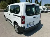 Usado Opel Combo Edition 100 CV (73 kW) 2022 Blanco Monovolumen