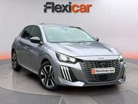 Usado Peugeot 208 Allure 101 CV (74 kW) 2025 Gris Utilitario