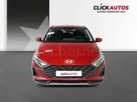 Usado Hyundai i20 84 CV (61 kW) 2025 Rojo Utilitario