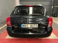 Usado Toyota Avensis Sol 126 CV (92 kW) 2008 Negro Familiar