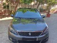 Usado Peugeot 308 SW Allure 150 CV (110 kW) 2017 Gris / plata Familiar
