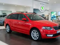 Usado Skoda Octavia Elegance 105 CV (77 kW) 2014 Rojo Familiar