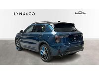 Begagnad Lynk & Co 01 261 HK (191 kW) 2023 Blå SUV