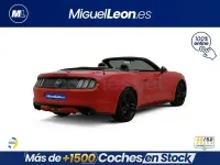 Usado Ford Mustang 290 CV (213 kW) 2018 Rojo Descapotable