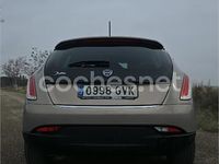 Usado Lancia Delta Gold 120 CV (88 kW) 2011 Gris / plata Utilitario