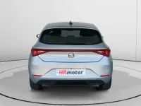Usado Seat Leon Style 110 CV (80 kW) 2021 Gris Utilitario