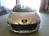 Usado Peugeot 308 Envy 92 CV (67 kW) 2011 Plateado Utilitario