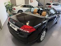 Usado Ford Focus Cabriolet Titanium 136 CV (100 kW) 2011 Negro Descapotable