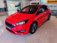 Usado Ford Focus ST-Line 184 CV (135 kW) 2018 Rojo Utilitario