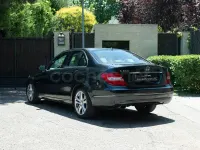 Usado Mercedes C250 Avantgarde 204 CV (150 kW) 2011 Gris / plata Berlina