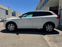 Usado Volvo XC60 Momentum 150 CV (110 kW) 2016 Blanco SUV