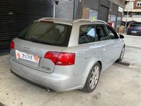 Usado Audi A4 205 CV (150 kW) 2005 Gris / plata Familiar