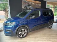 Usado Peugeot Rifter Allure 100 CV (73 kW) 2023 Azul Monovolumen