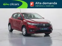 Usado Dacia Sandero Comfort 101 CV (74 kW) 2022 Rojo Berlina