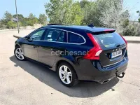 Usado Volvo V60 285 CV (209 kW) 2014 Negro Familiar