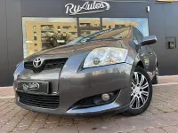 Usado Toyota Auris Luna 90 CV (66 kW) 2007 Gris / plata Utilitario