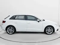 Usado Audi A3 Sportback Advanced 110 CV (80 kW) 2016 Blanco Utilitario