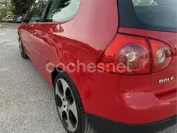 Usado VW Golf IV Highline 115 CV (84 kW) 2006 Rojo Berlina